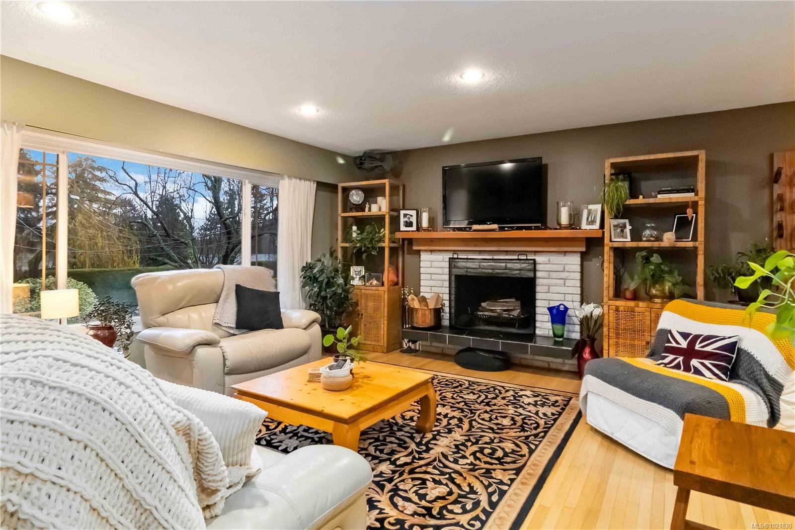 9930 Bessredge Pl, Sidney, BC