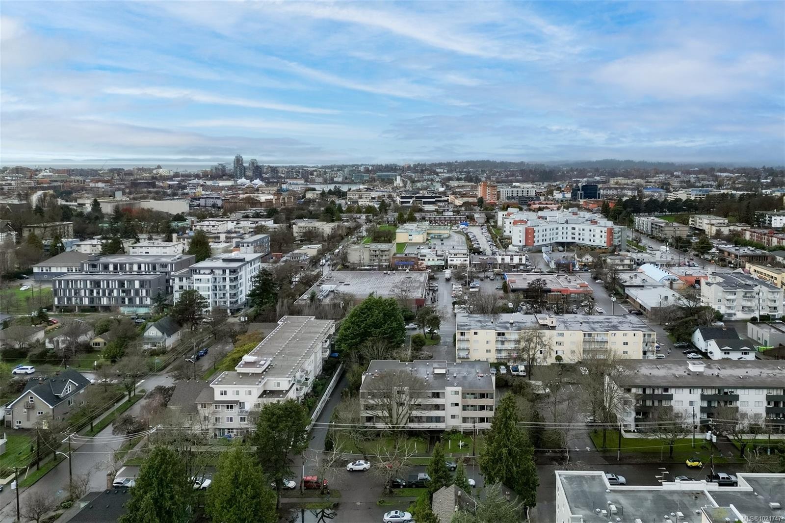 206-2610 Graham St, Victoria, BC - Outdoor With View