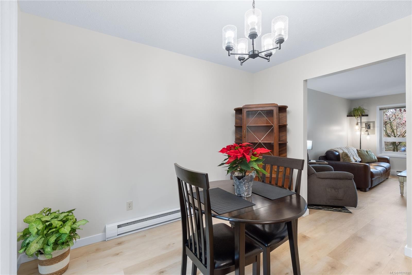 2629 Labieux Rd, Nanaimo, BC - Indoor Photo Showing Dining Room