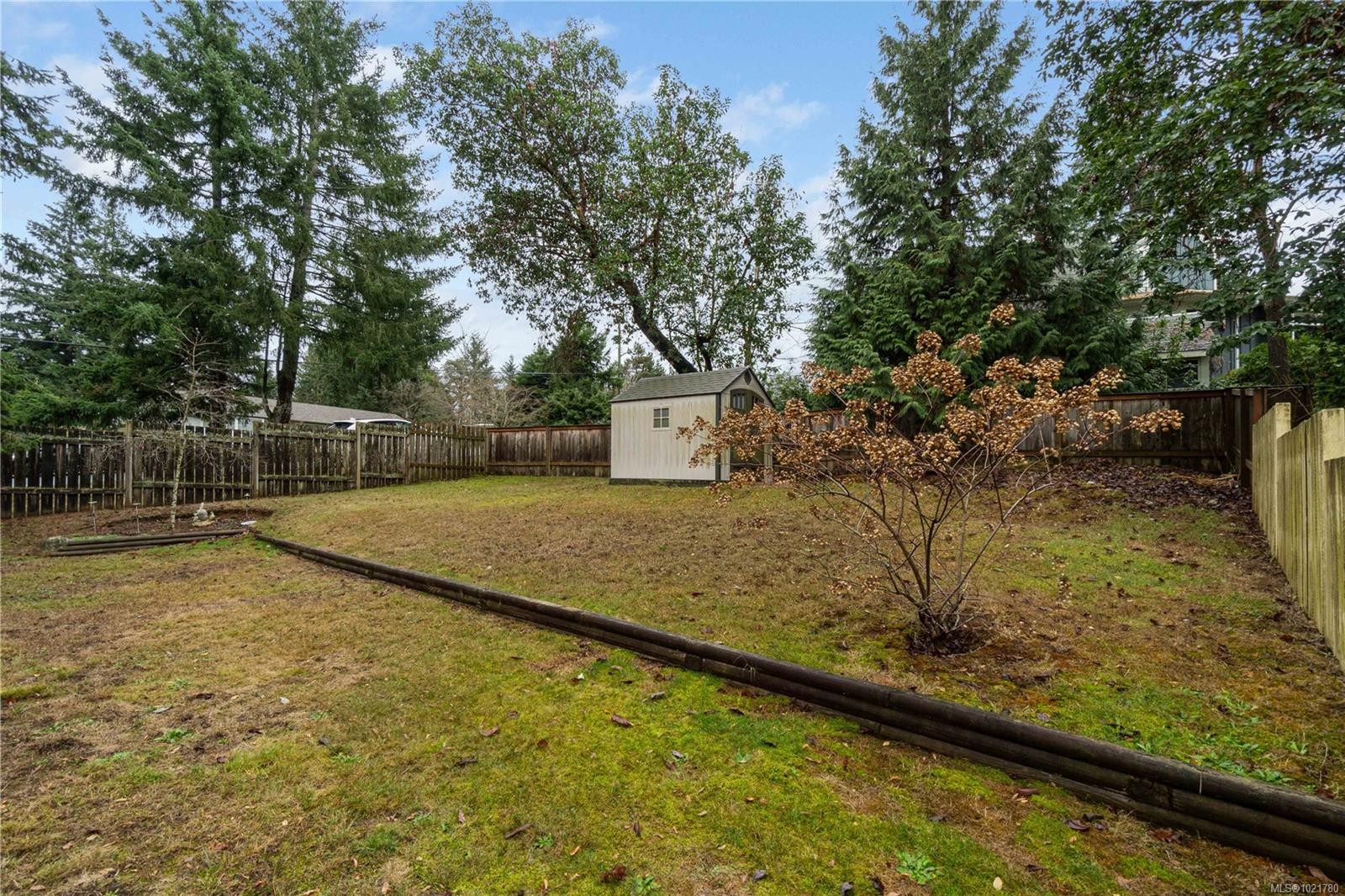 2629 Labieux Rd, Nanaimo, BC - Outdoor