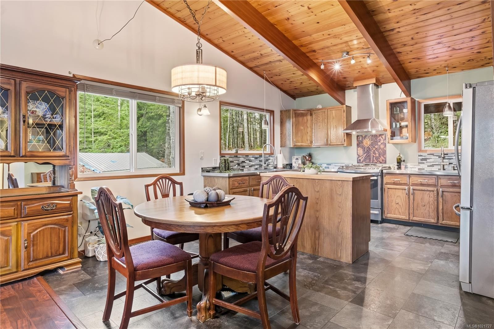 9644 Lakeshore Rd, Port Alberni, BC