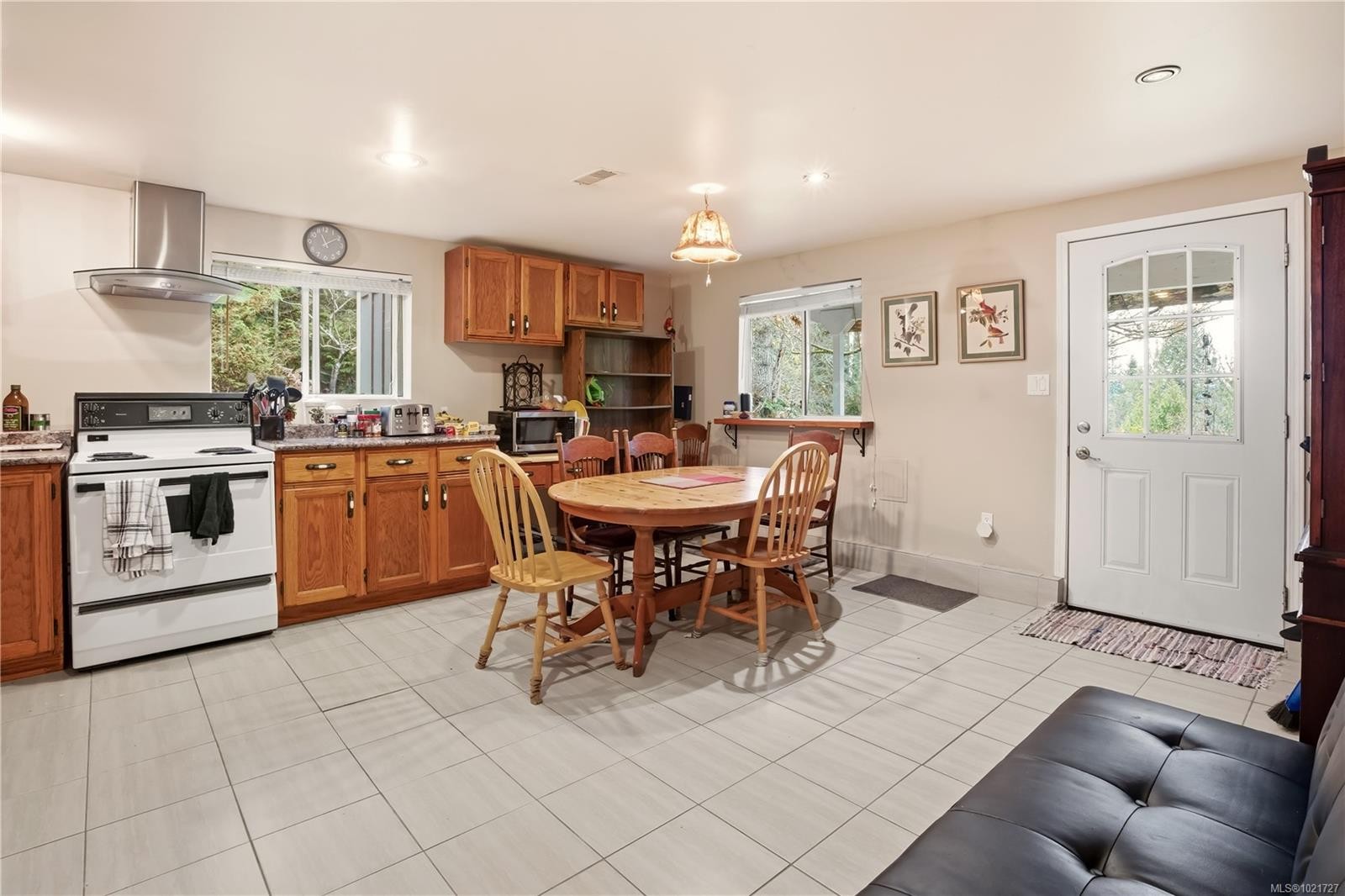 9644 Lakeshore Rd, Port Alberni, BC