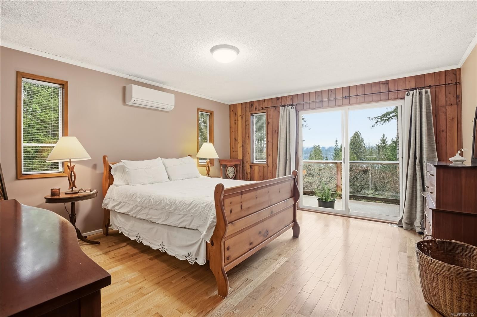 9644 Lakeshore Rd, Port Alberni, BC