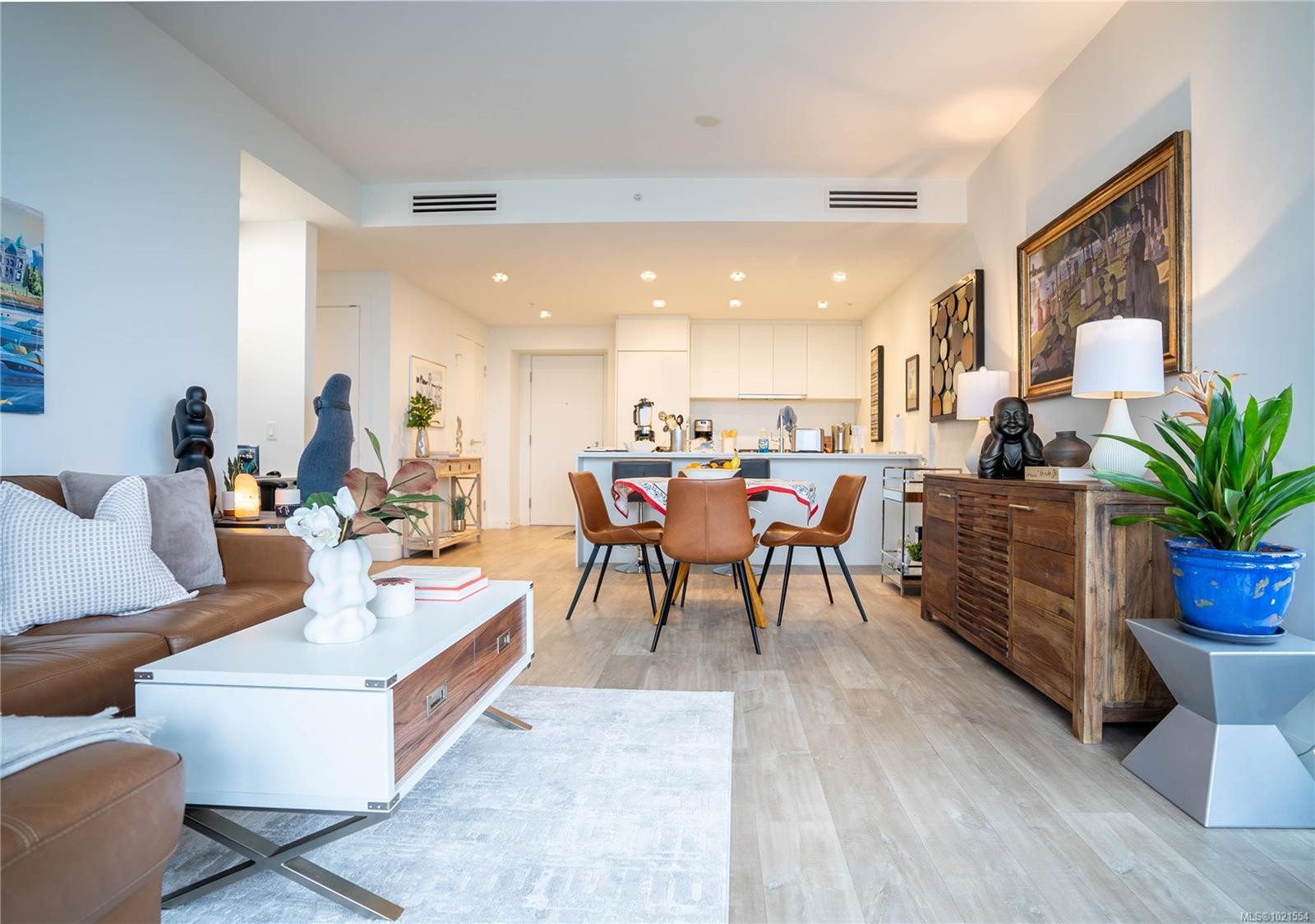 804-60 Saghalie Rd, Victoria, BC - Indoor Photo Showing Other Room