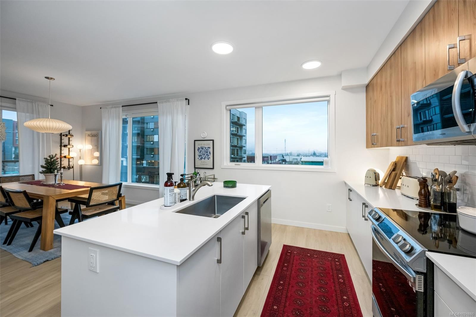 301-842 Orono Ave, Langford, BC - Indoor