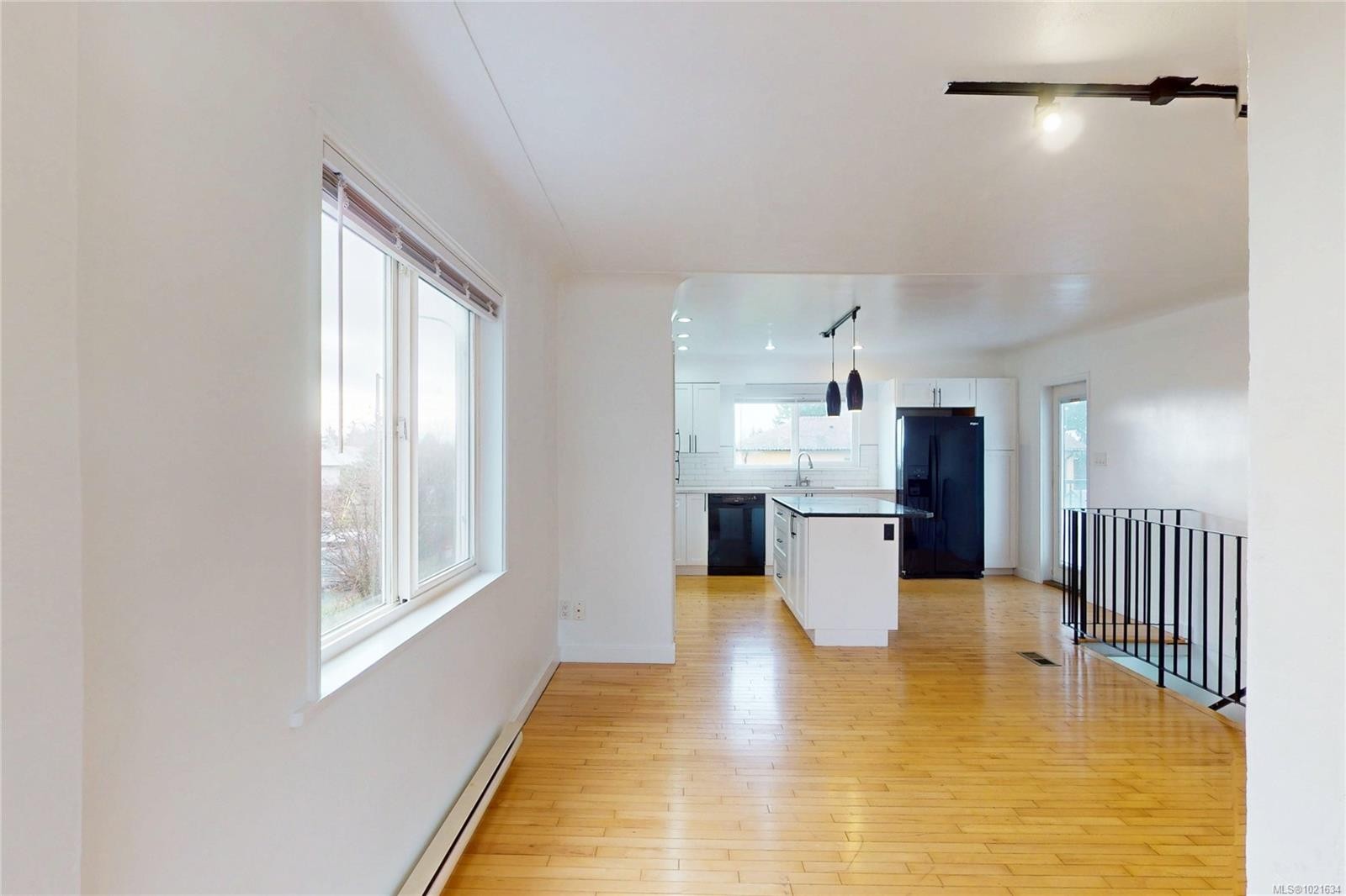 3876 Carey Rd, Saanich, BC