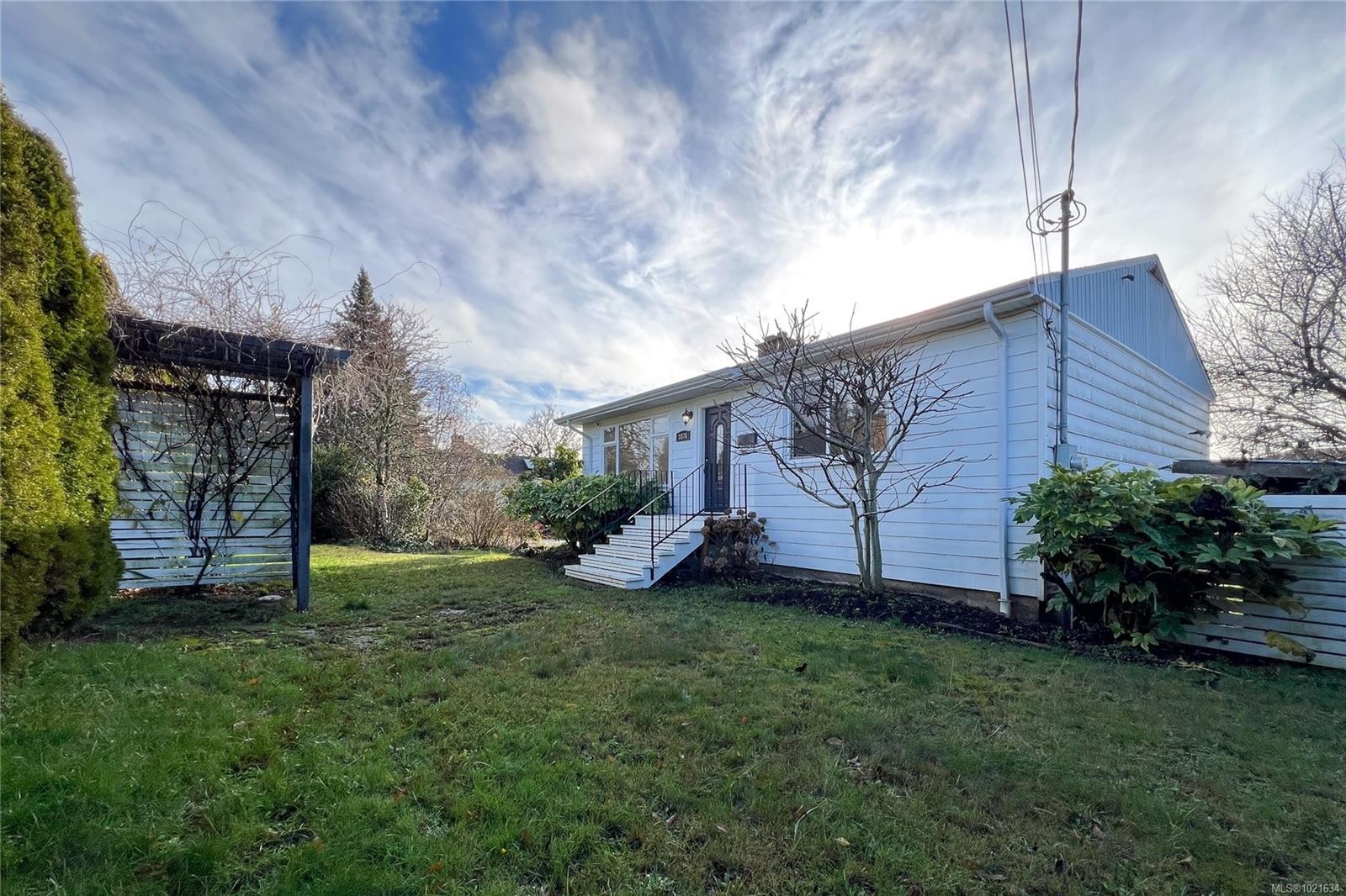 3876 Carey Rd, Saanich, BC