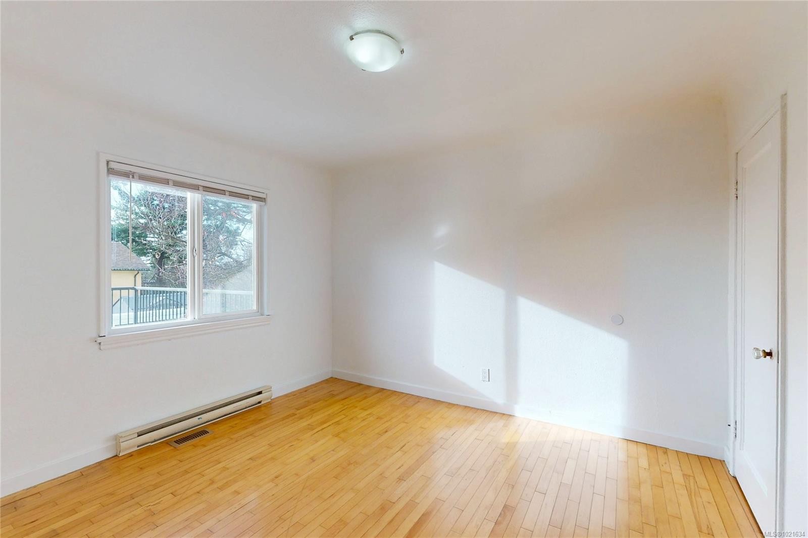 3876 Carey Rd, Saanich, BC