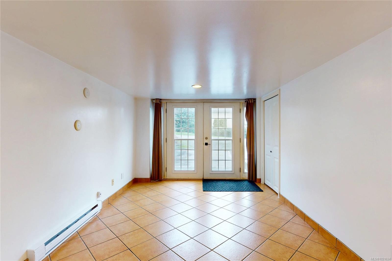 3876 Carey Rd, Saanich, BC