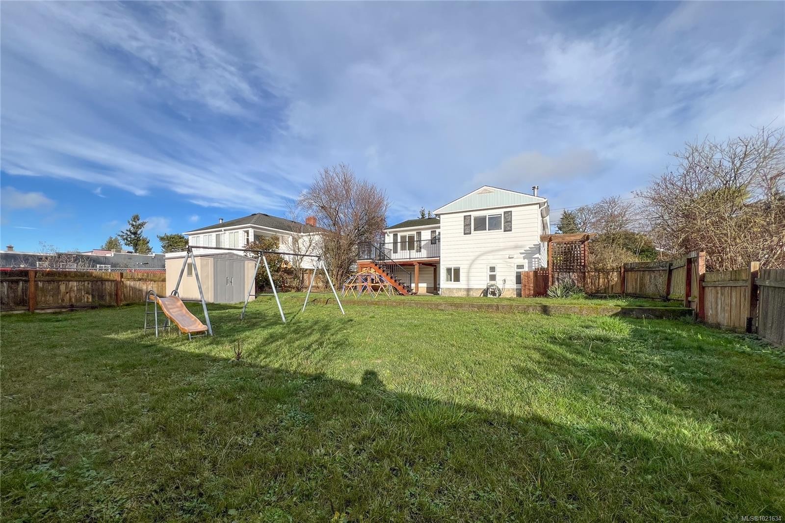 3876 Carey Rd, Saanich, BC
