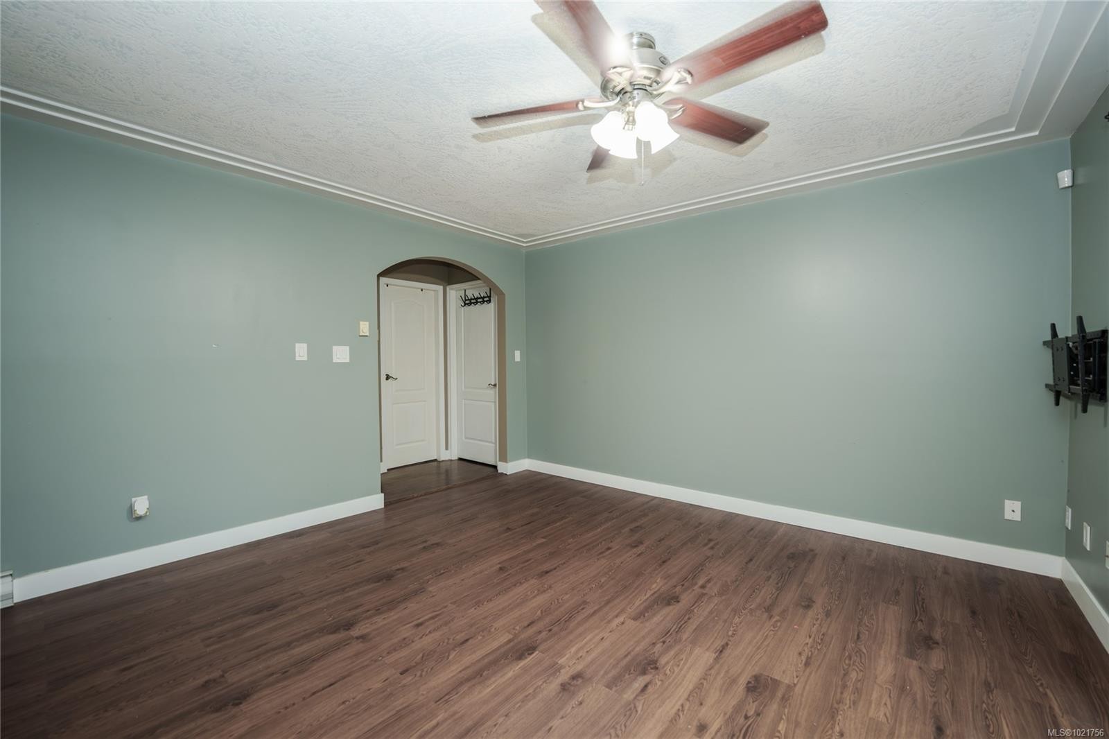 505 Windthrop Rd, Colwood, BC