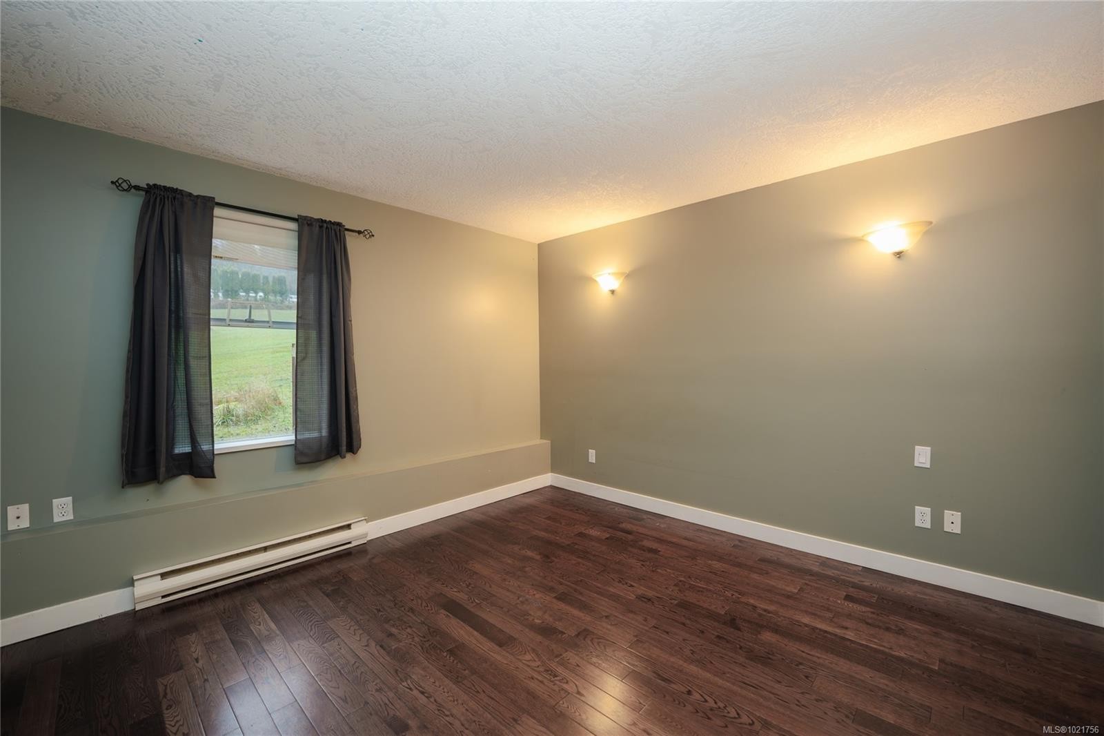 505 Windthrop Rd, Colwood, BC