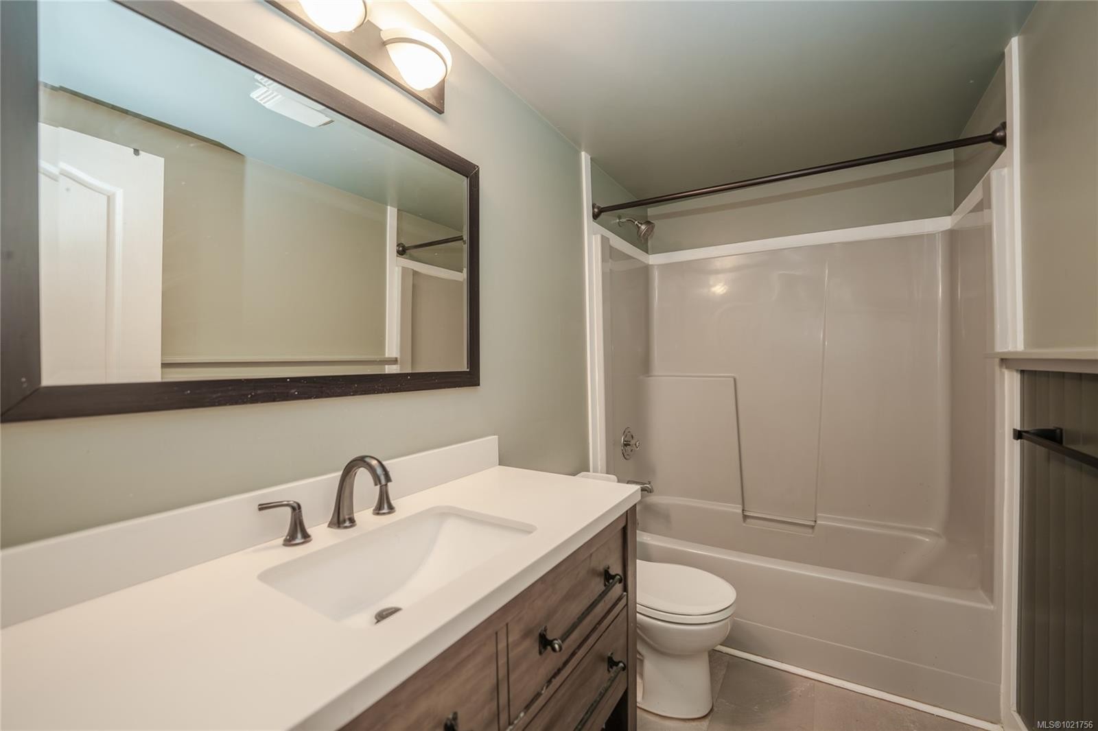 505 Windthrop Rd, Colwood, BC