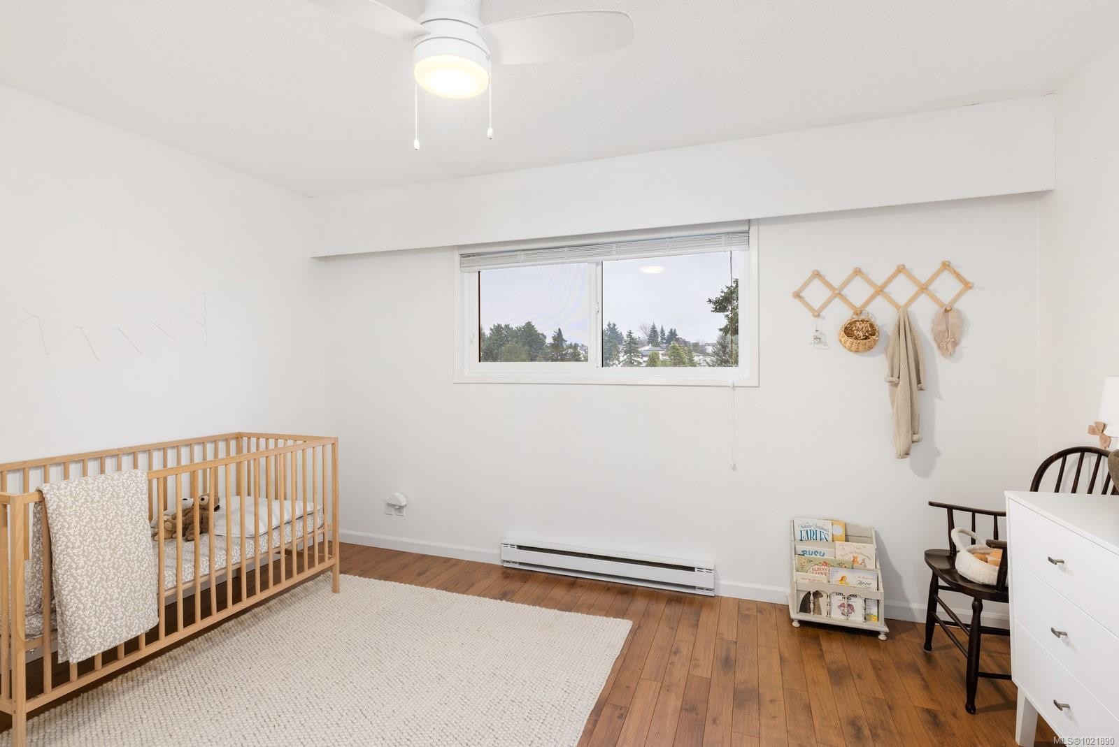 492 Meredith Cres, Saanich, BC