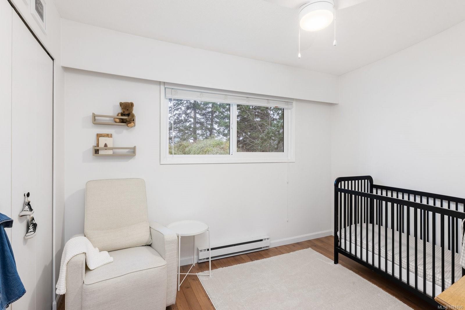 492 Meredith Cres, Saanich, BC