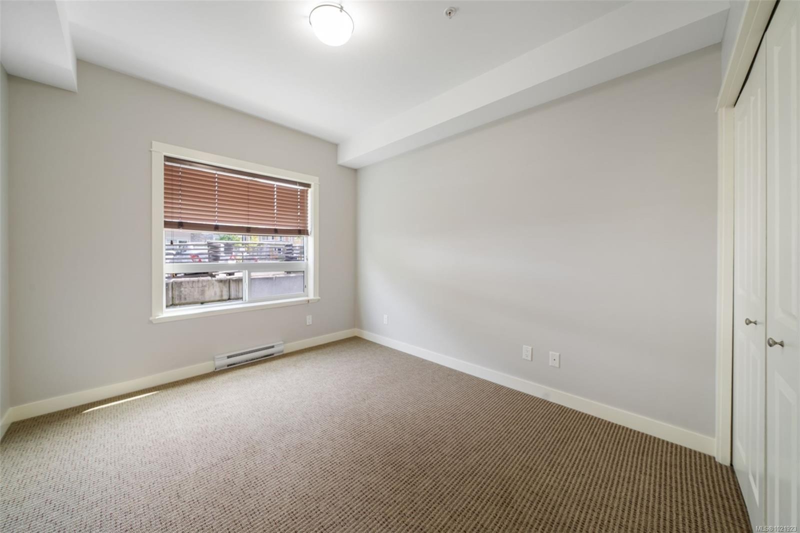 210-201 Nursery Hill Dr, View Royal, BC - Indoor Photo Showing Other Room