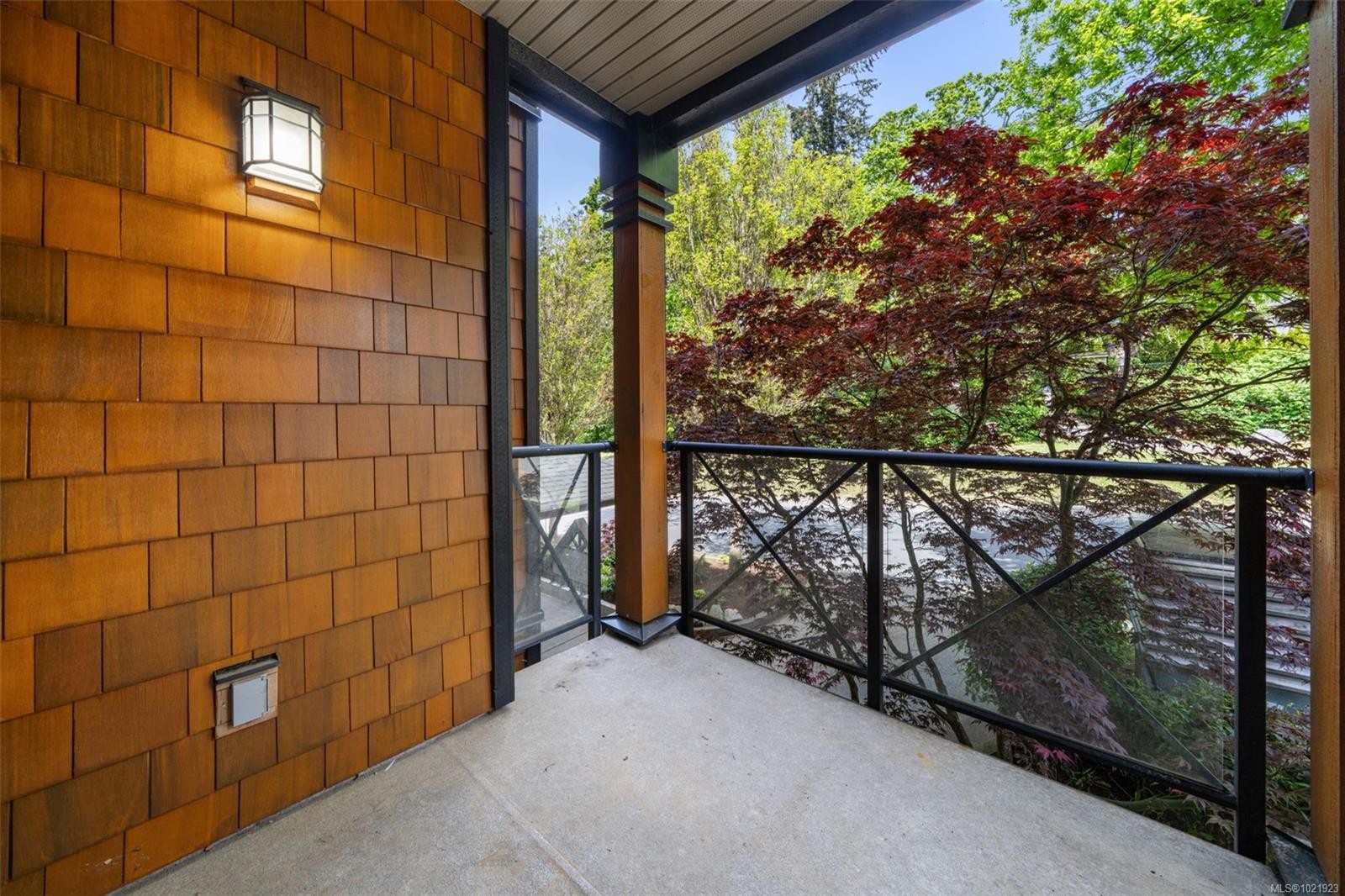 210-201 Nursery Hill Dr, View Royal, BC - Outdoor With Balcony With Exterior