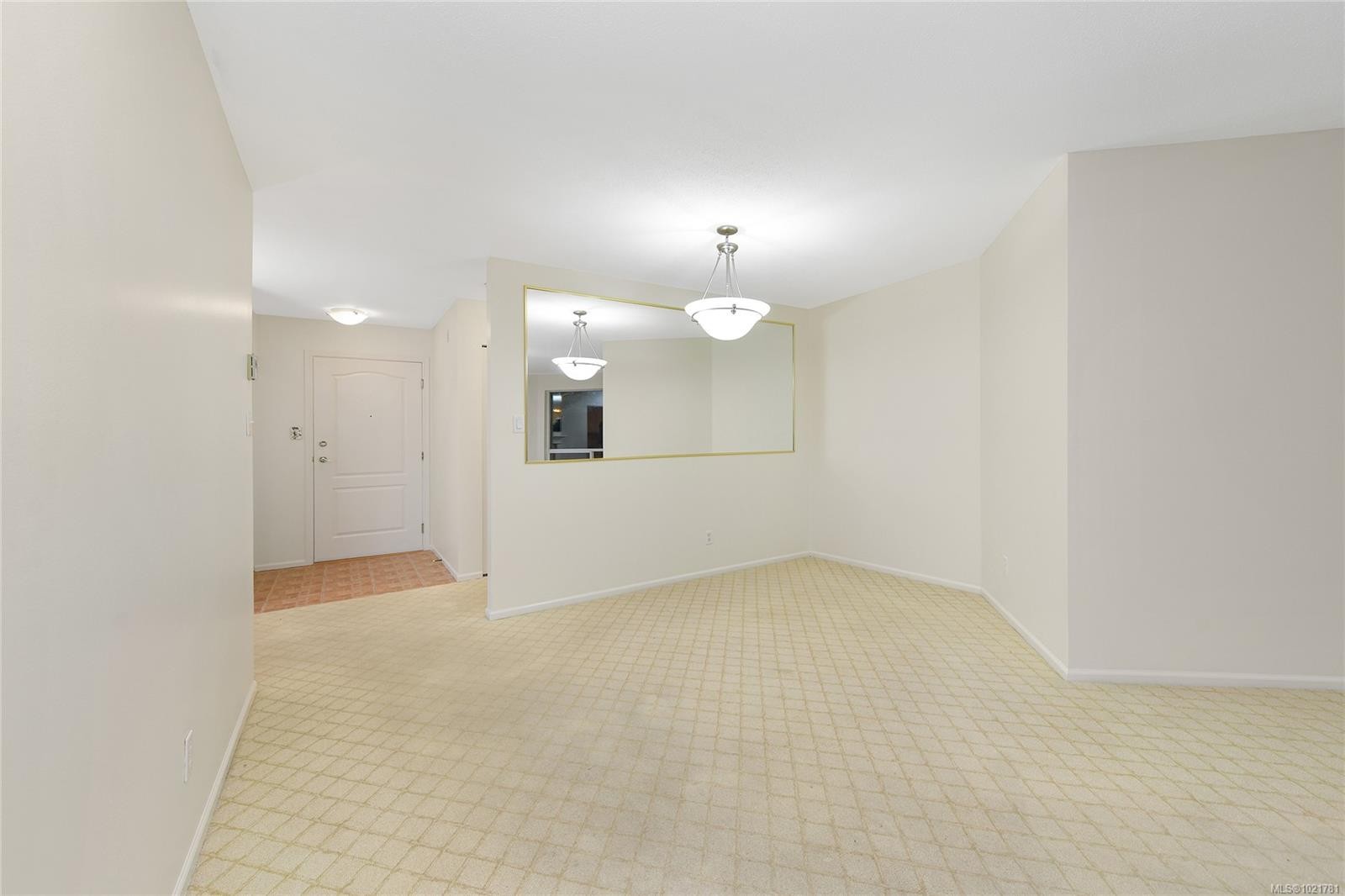 1131-2600 Ferguson Rd, Central Saanich, BC - Indoor Photo Showing Other Room