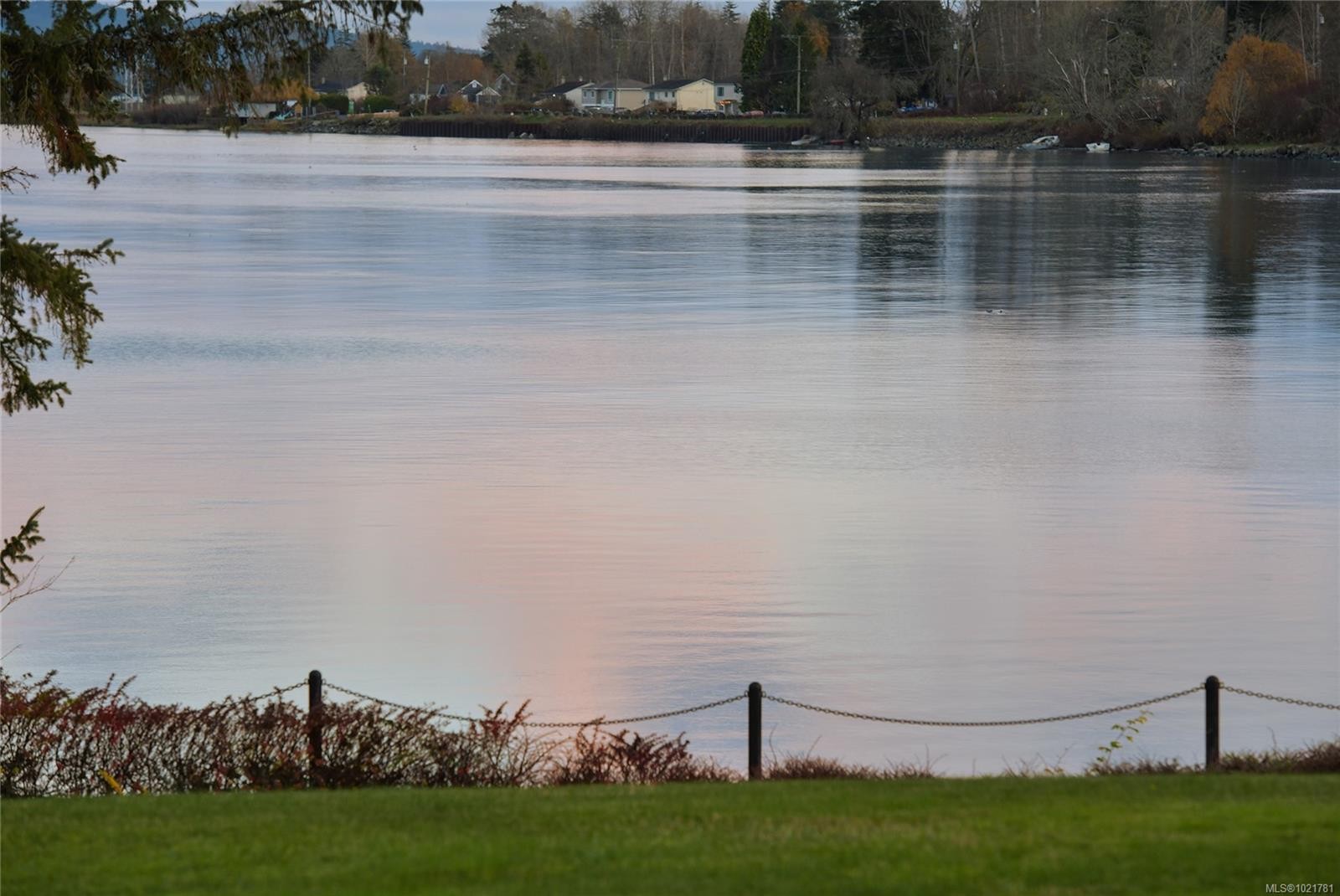 1131-2600 Ferguson Rd, Central Saanich, BC - Outdoor With Body Of Water With View