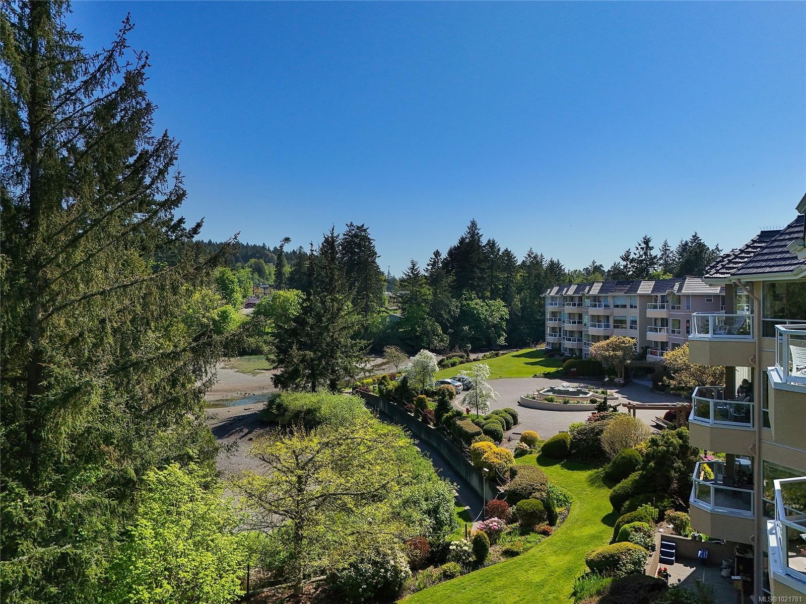 1131-2600 Ferguson Rd, Central Saanich, BC - Outdoor With View