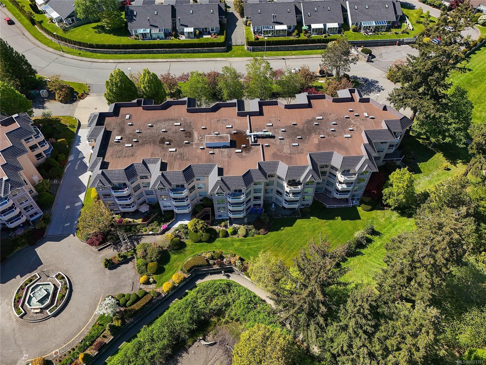 1131-2600 Ferguson Rd, Central Saanich, BC - Outdoor With View