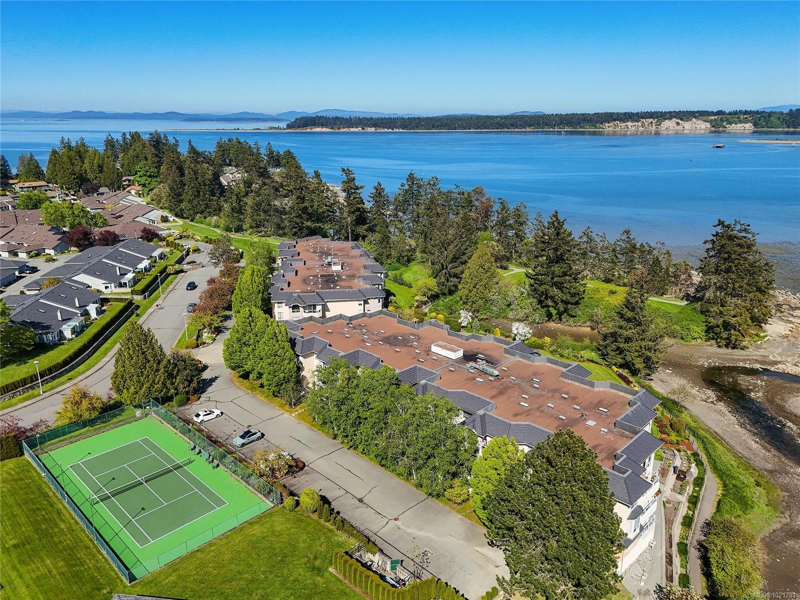 1131-2600 Ferguson Rd, Central Saanich, BC - Outdoor With Body Of Water With View