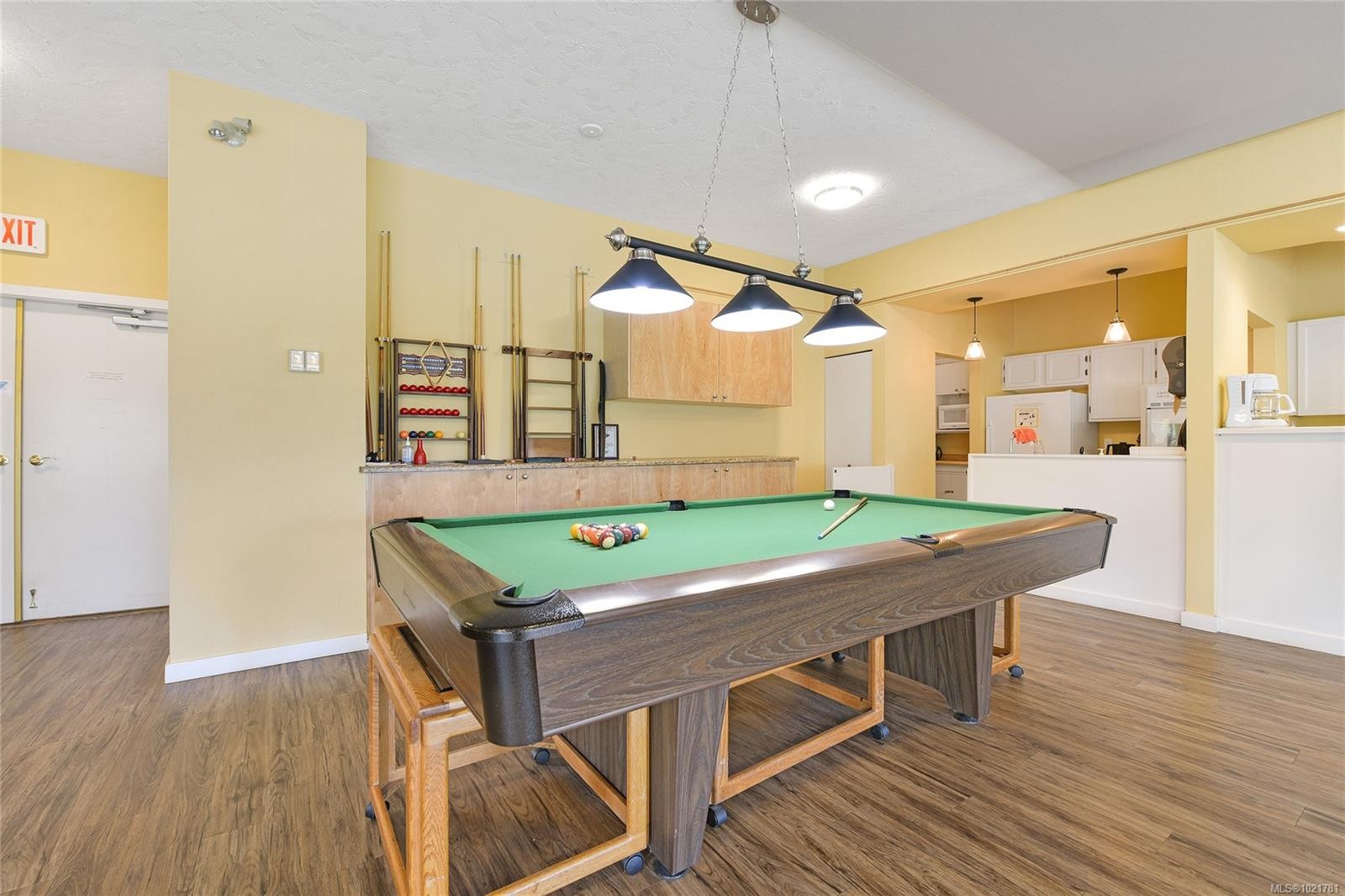 1131-2600 Ferguson Rd, Central Saanich, BC - Indoor Photo Showing Other Room