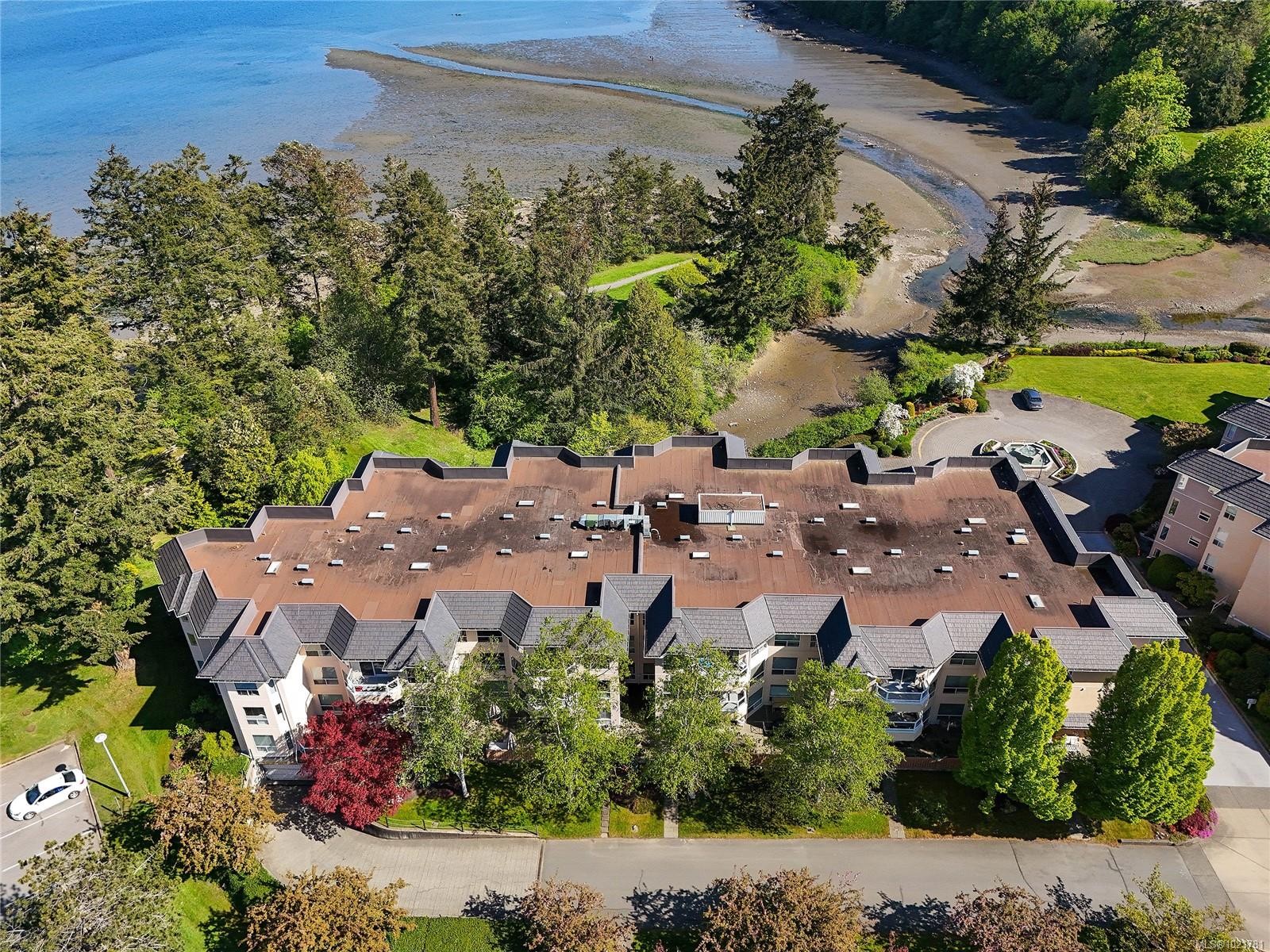 1131-2600 Ferguson Rd, Central Saanich, BC - Outdoor With Body Of Water With View
