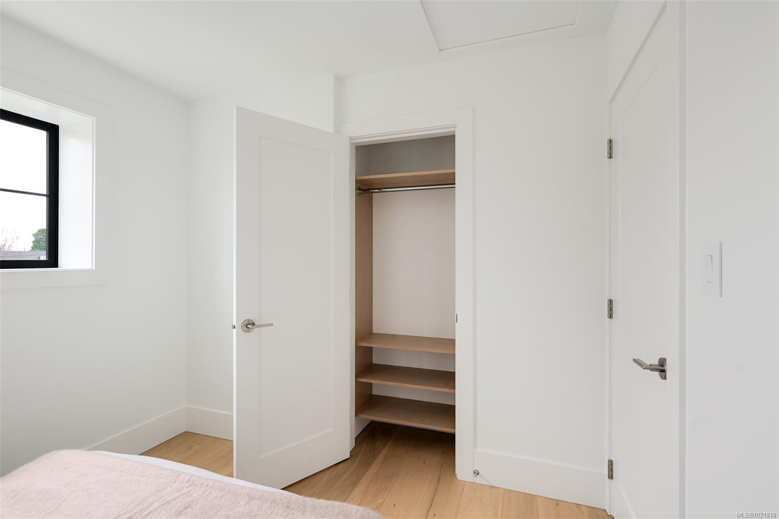 2-2268 Bowker Ave, Oak Bay, BC