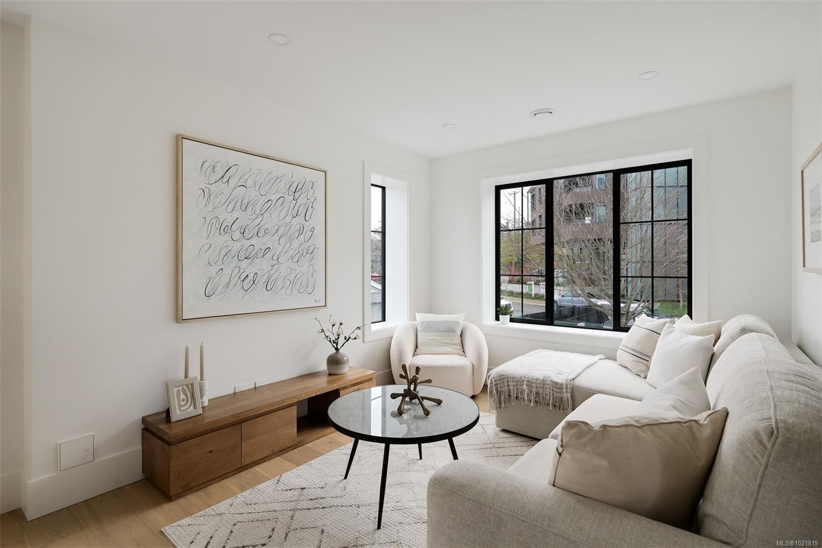 2-2268 Bowker Ave, Oak Bay, BC