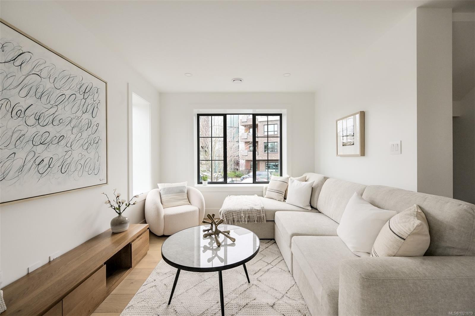 2-2268 Bowker Ave, Oak Bay, BC