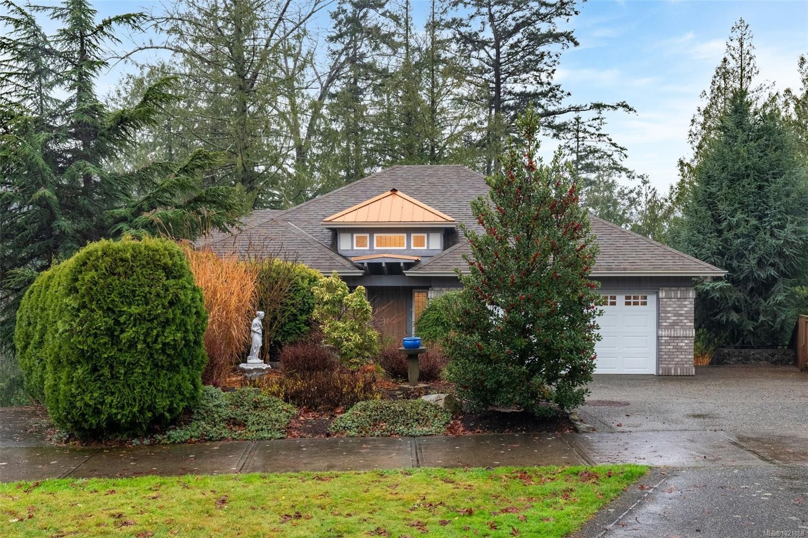 489 Outrigger Loop, Colwood, BC