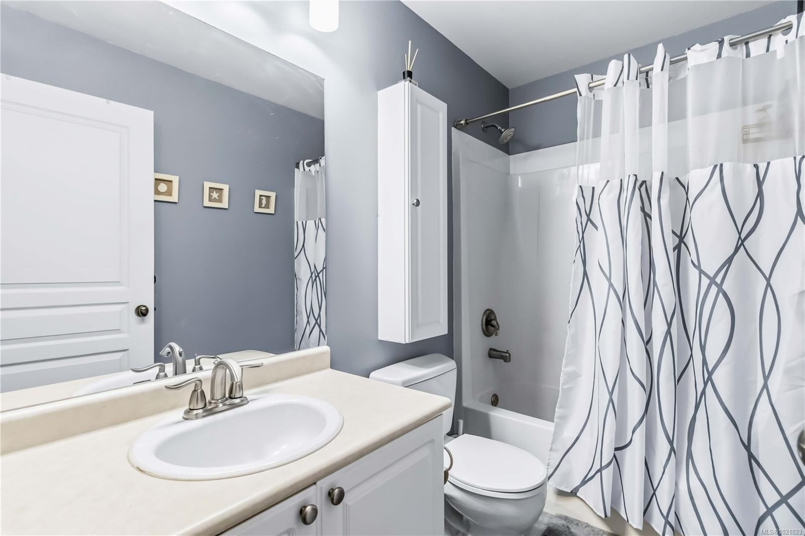 38-14 Erskine Lane, View Royal, BC