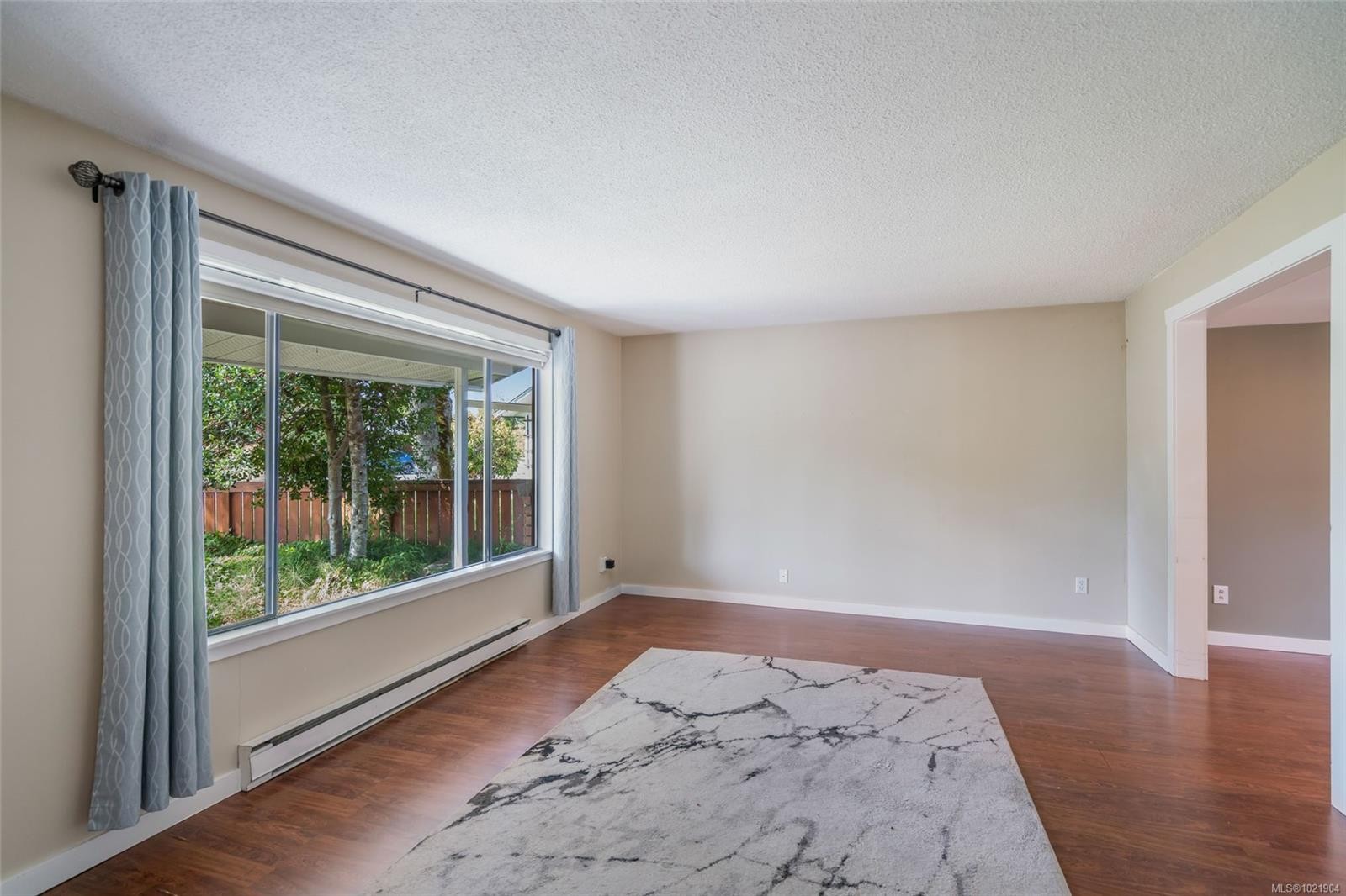 338 Mckinnon St, Parksville, BC