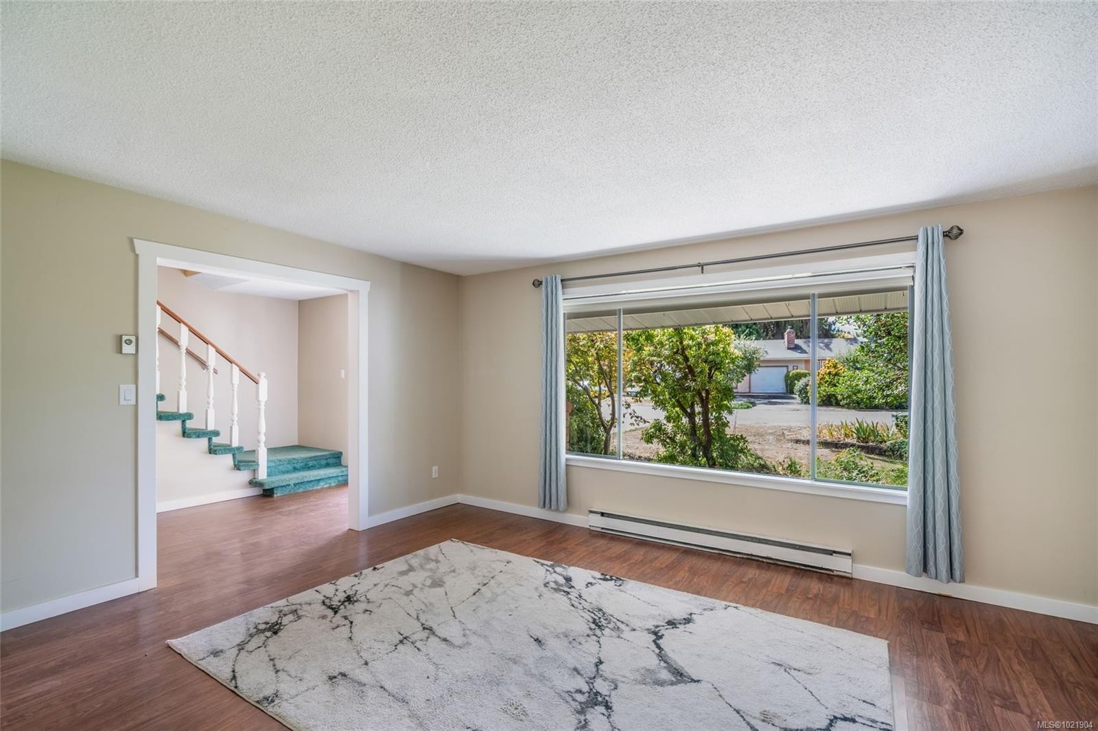 338 Mckinnon St, Parksville, BC