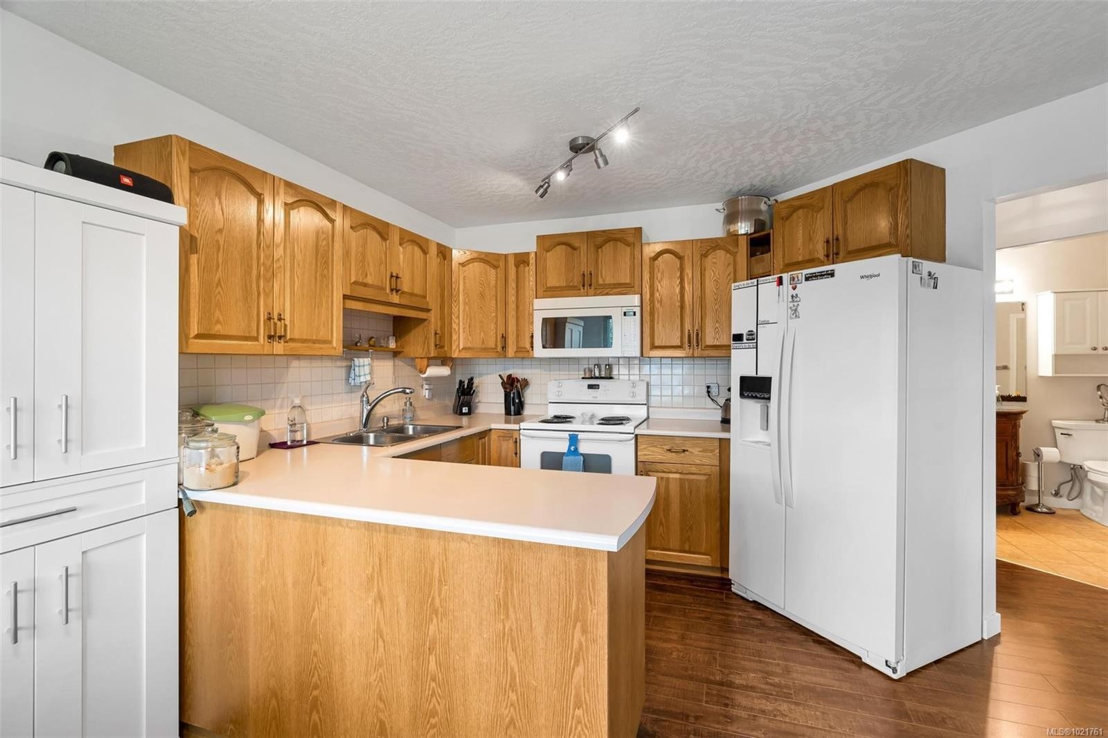 23-2560 Wilcox Terr, Central Saanich, BC