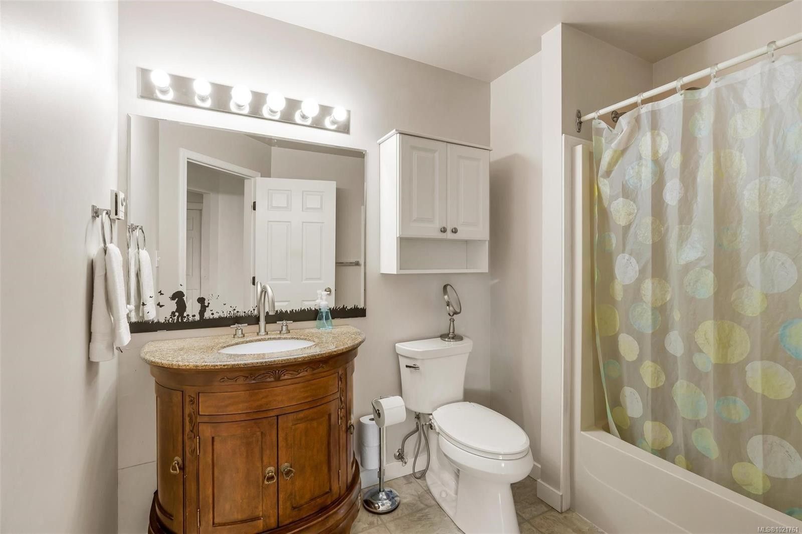 23-2560 Wilcox Terr, Central Saanich, BC