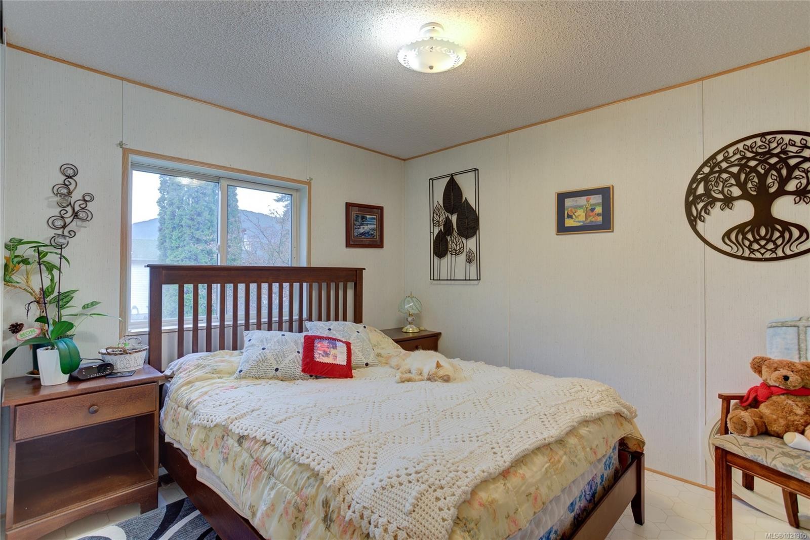 300 Lake Park Rd, Lake Cowichan, BC