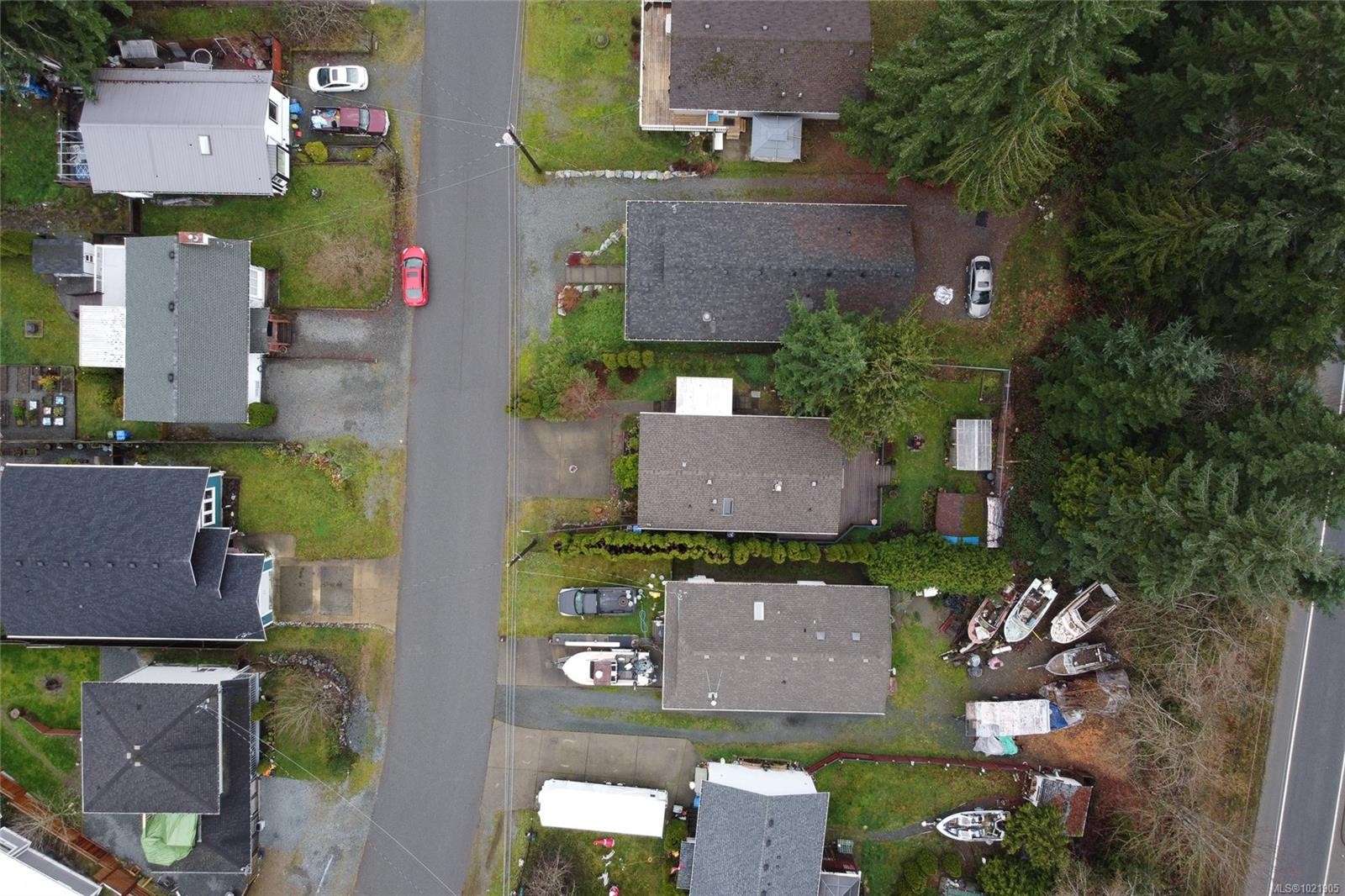 300 Lake Park Rd, Lake Cowichan, BC