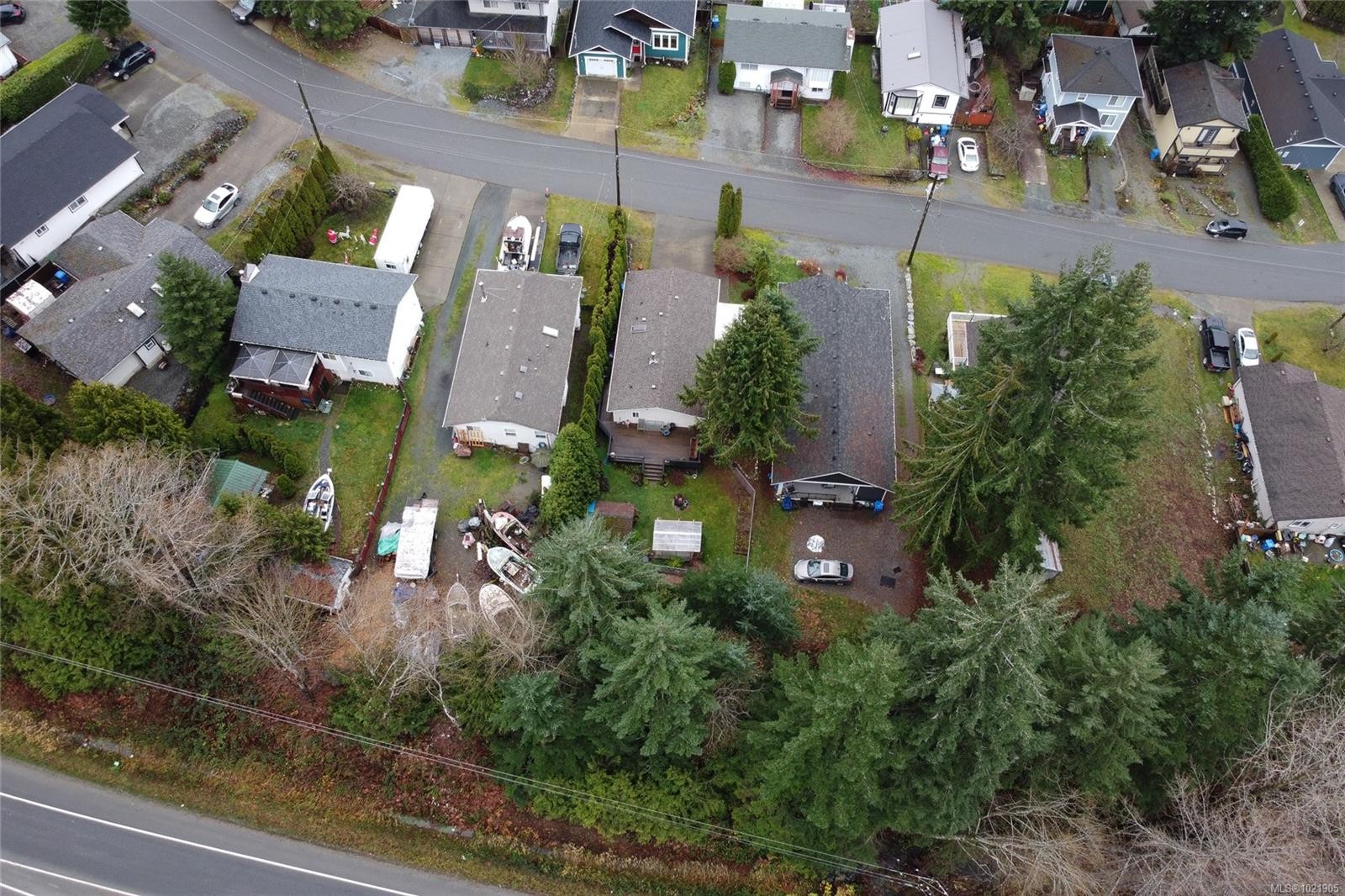 300 Lake Park Rd, Lake Cowichan, BC