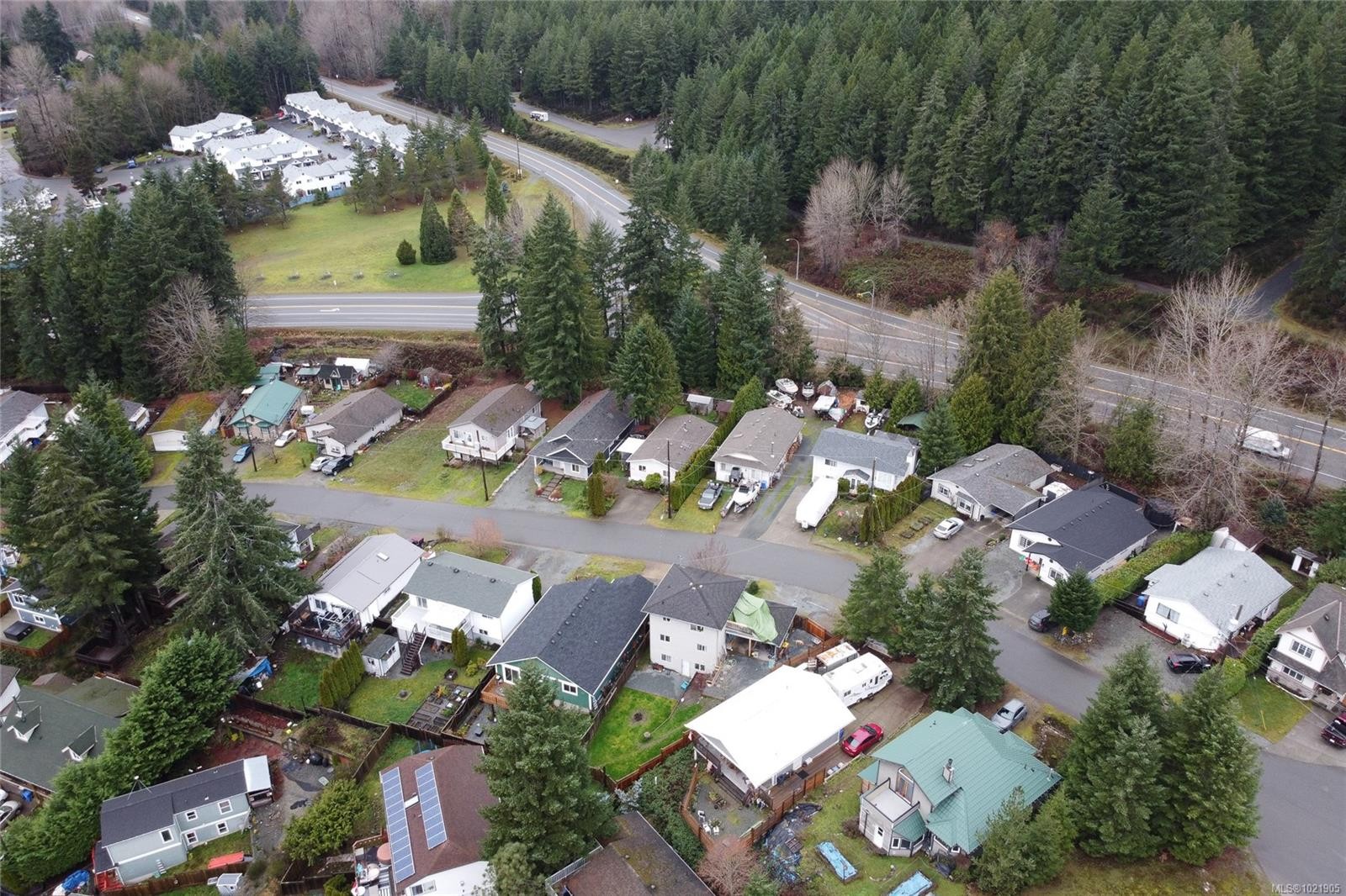 300 Lake Park Rd, Lake Cowichan, BC