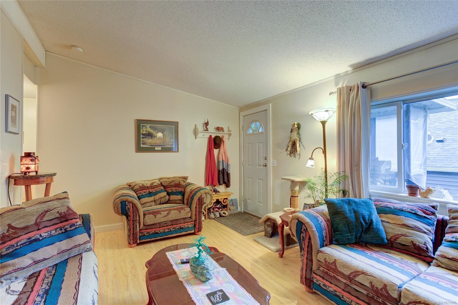 300 Lake Park Rd, Lake Cowichan, BC