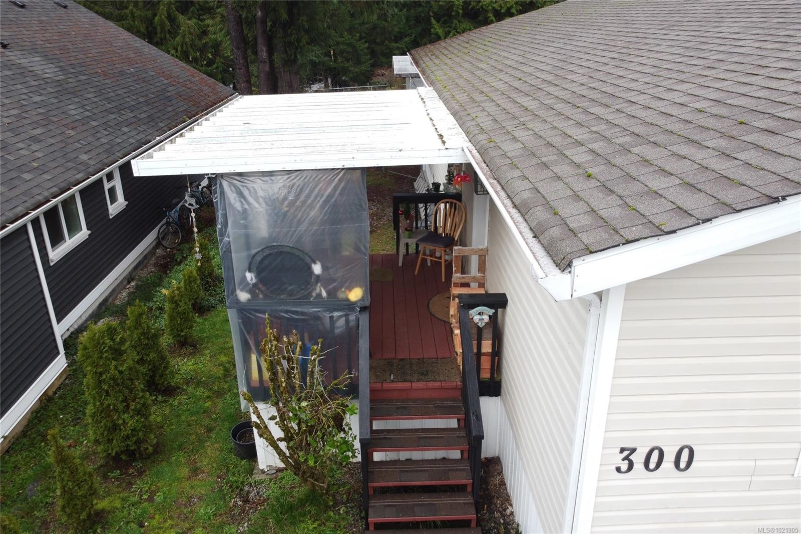 300 Lake Park Rd, Lake Cowichan, BC