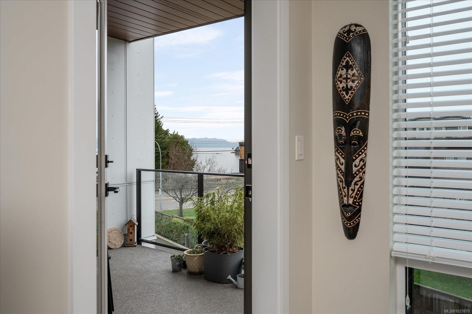 204-100 Lombardy St, Parksville, BC - With Balcony With Exterior