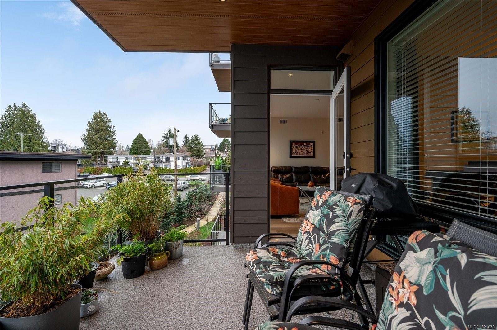 204-100 Lombardy St, Parksville, BC - Outdoor With Exterior