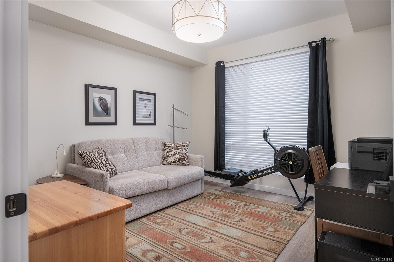 204-100 Lombardy St, Parksville, BC - Indoor