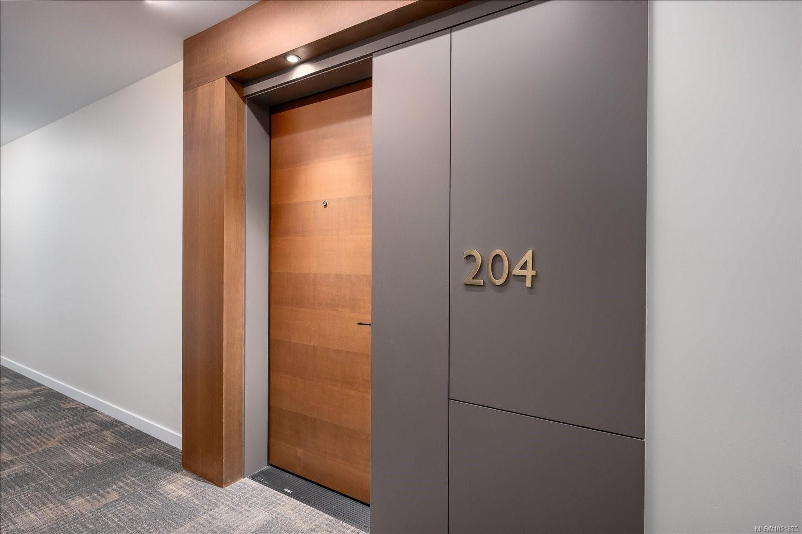 204-100 Lombardy St, Parksville, BC - Indoor Photo Showing Other Room