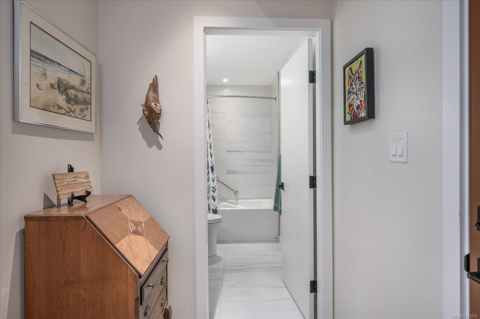 204-100 Lombardy St, Parksville, BC - Indoor Photo Showing Other Room