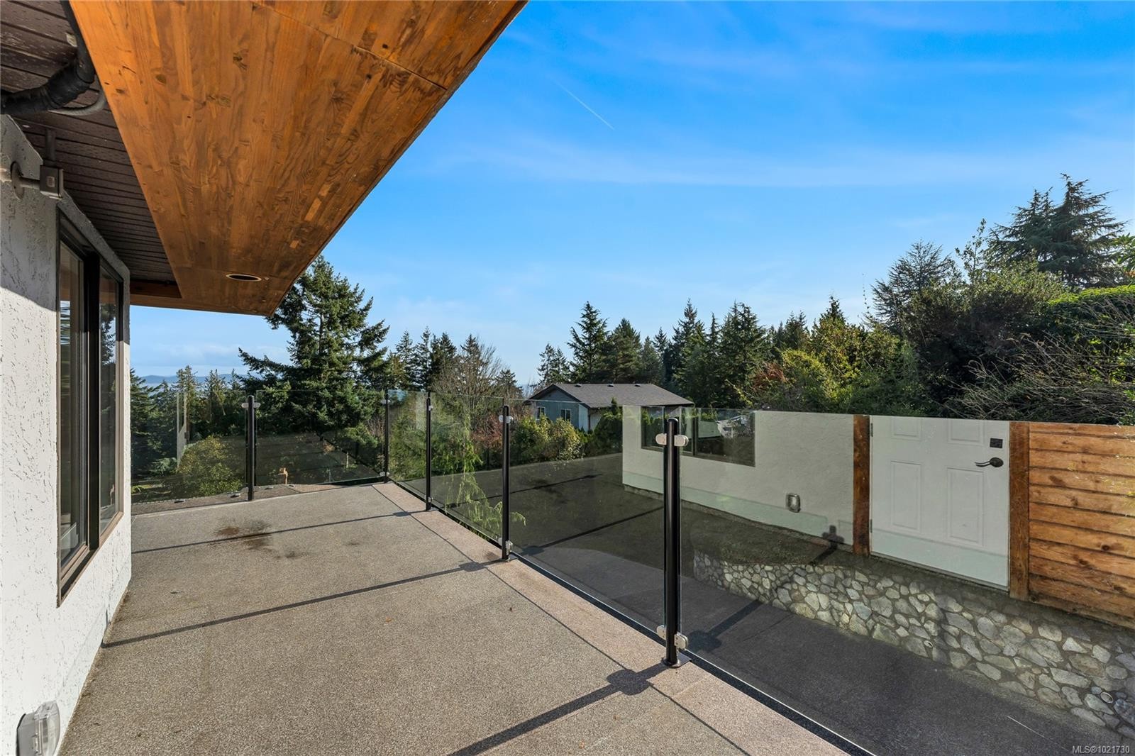 5198 Beckton Rd, Saanich, BC
