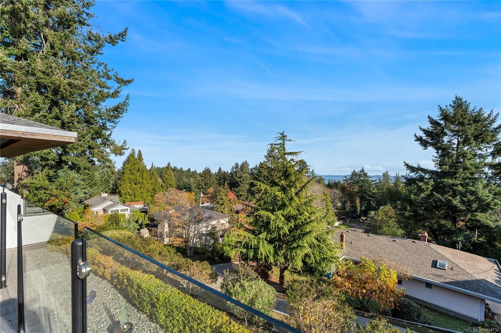 5198 Beckton Rd, Saanich, BC